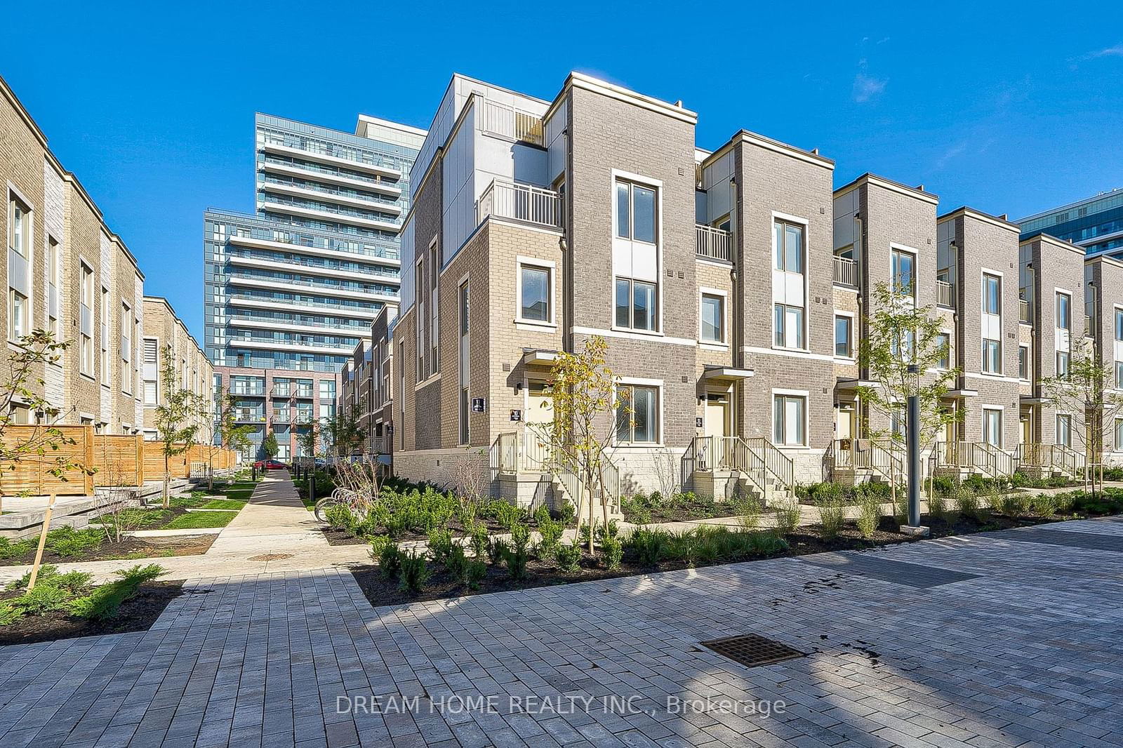 10 Almond Blossom Mews S, unit TH104 for sale