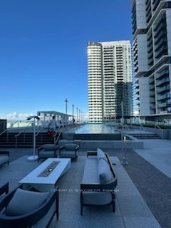 7890 Jane St, unit 4711 for rent