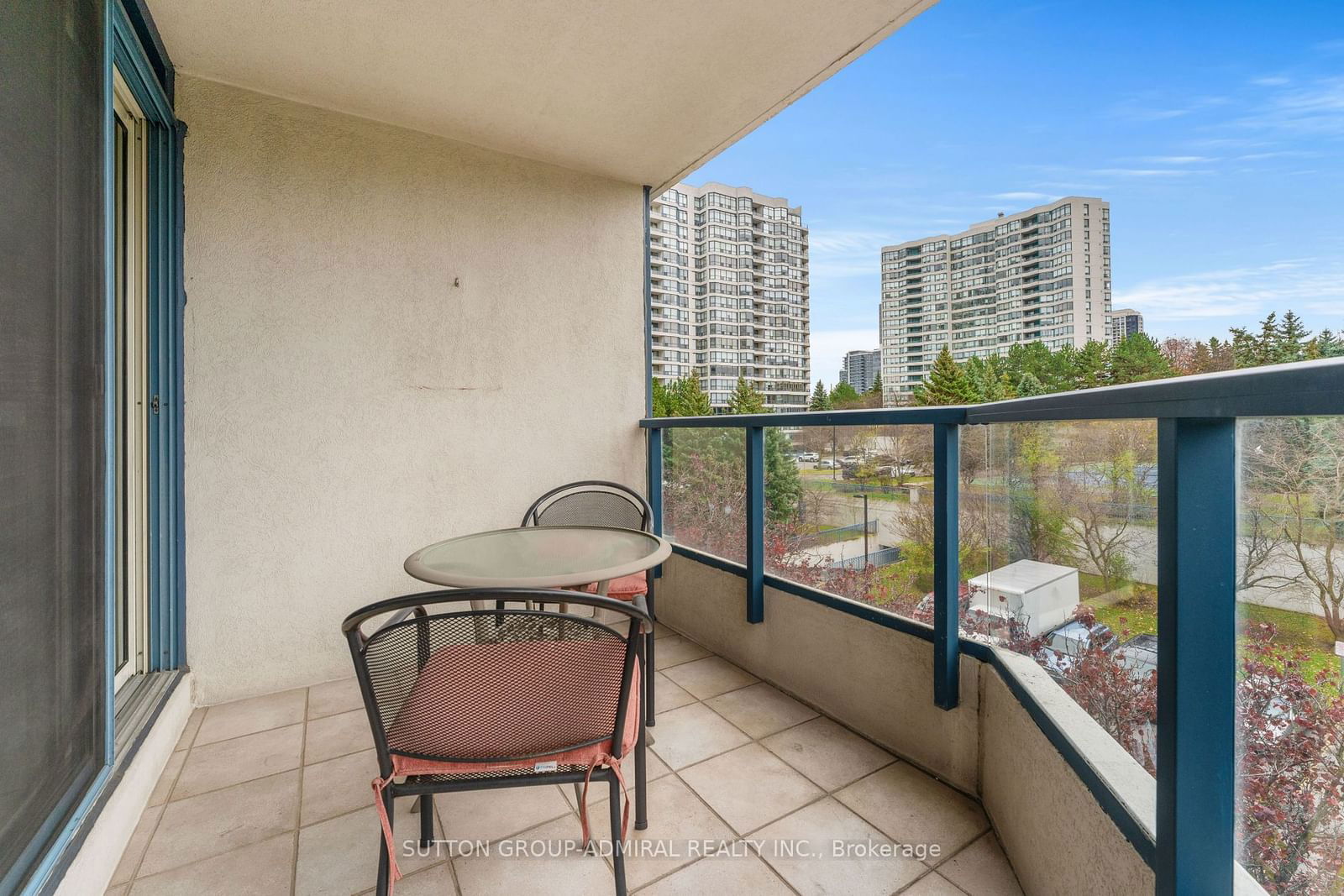 1 Clark Ave W, unit 410 for sale