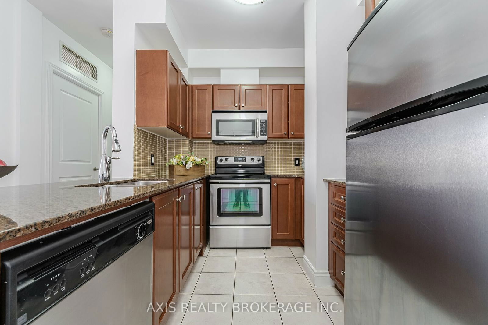 281 Woodbridge Ave, unit 434 for sale