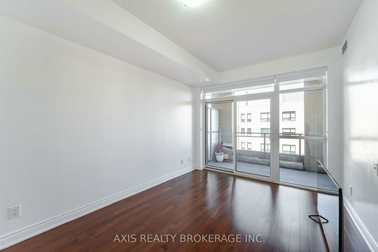 281 Woodbridge Ave, unit 434 for sale