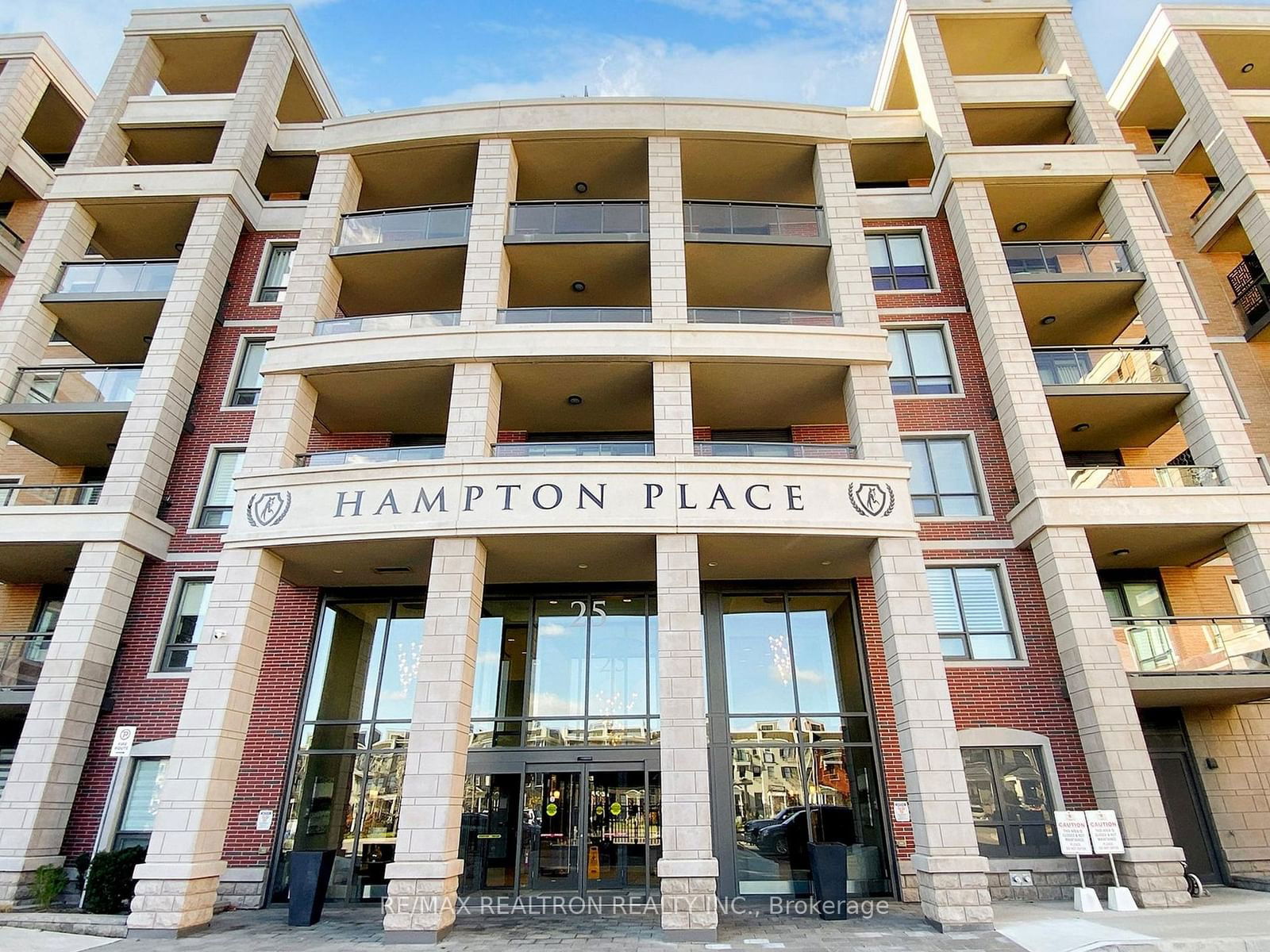 Hampton Place Condos, Whitchurch-Stouffville, Toronto