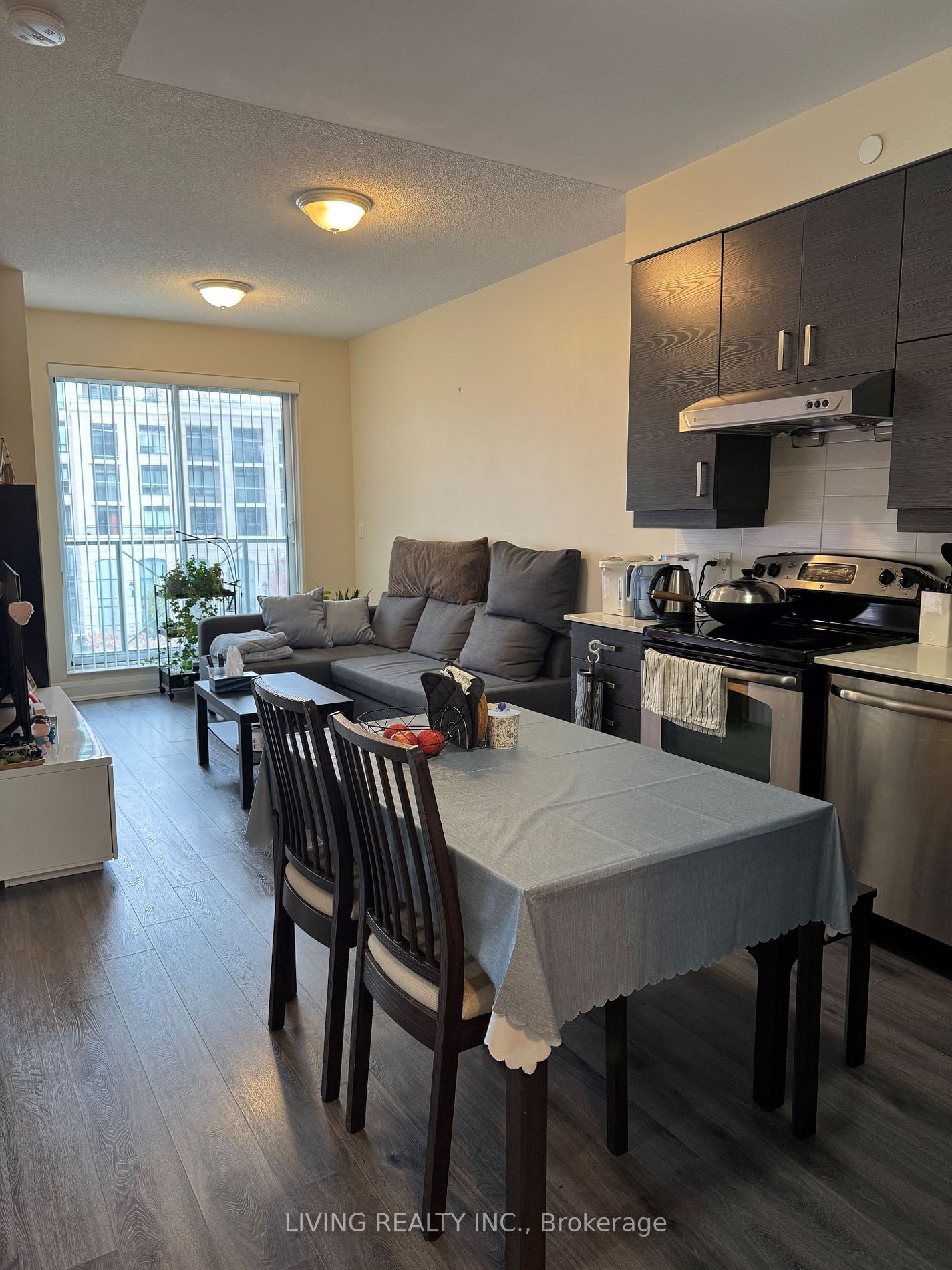 8228 Birchmount Rd, unit 511 for rent