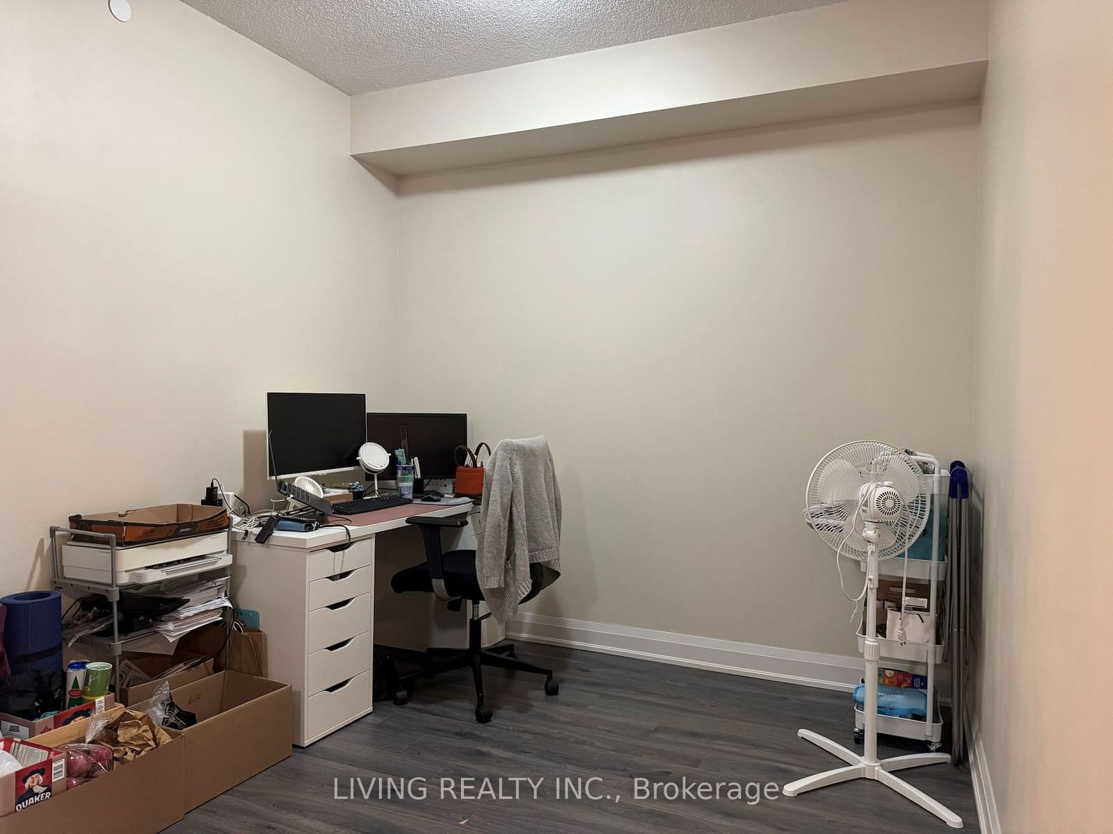 8228 Birchmount Rd, unit 511 for rent