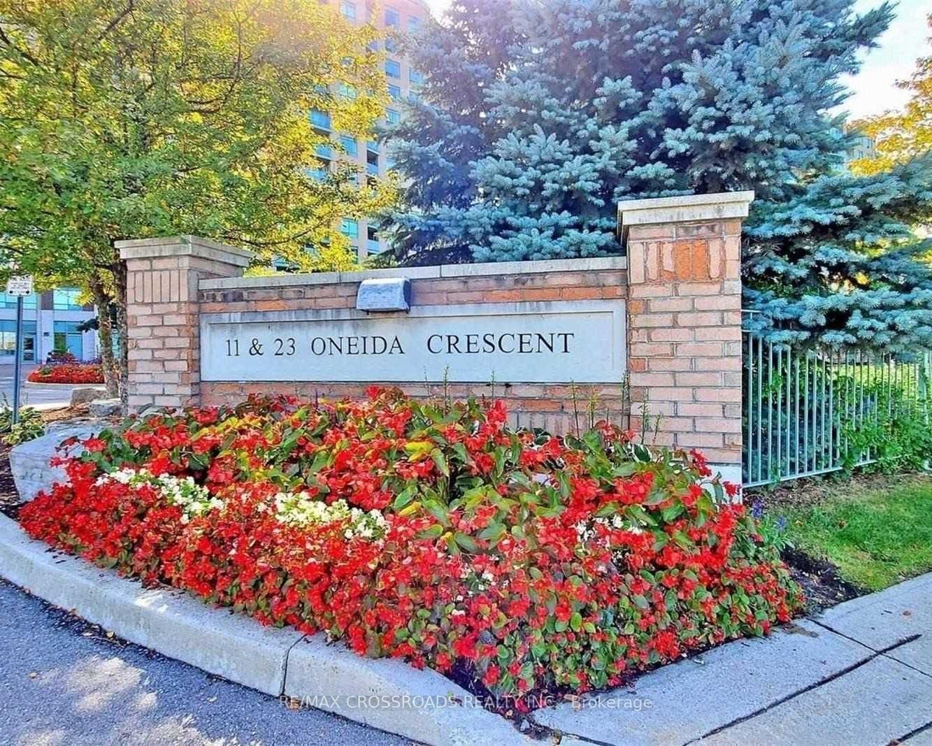 23 Oneida Cres, unit 705 for rent