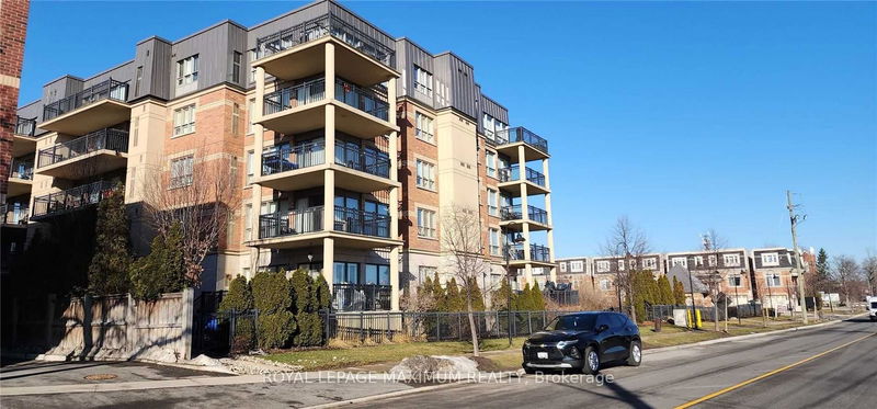 8026 Kipling Ave W, unit 305 for rent