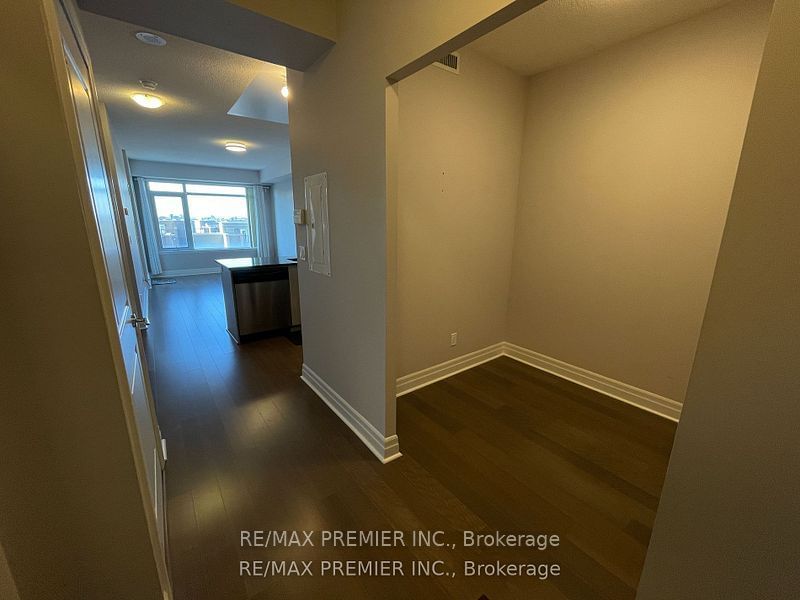 8110 Birchmount Rd, unit 506 for rent