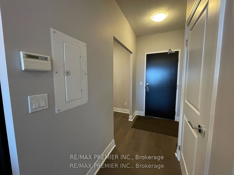 8110 Birchmount Rd, unit 506 for rent