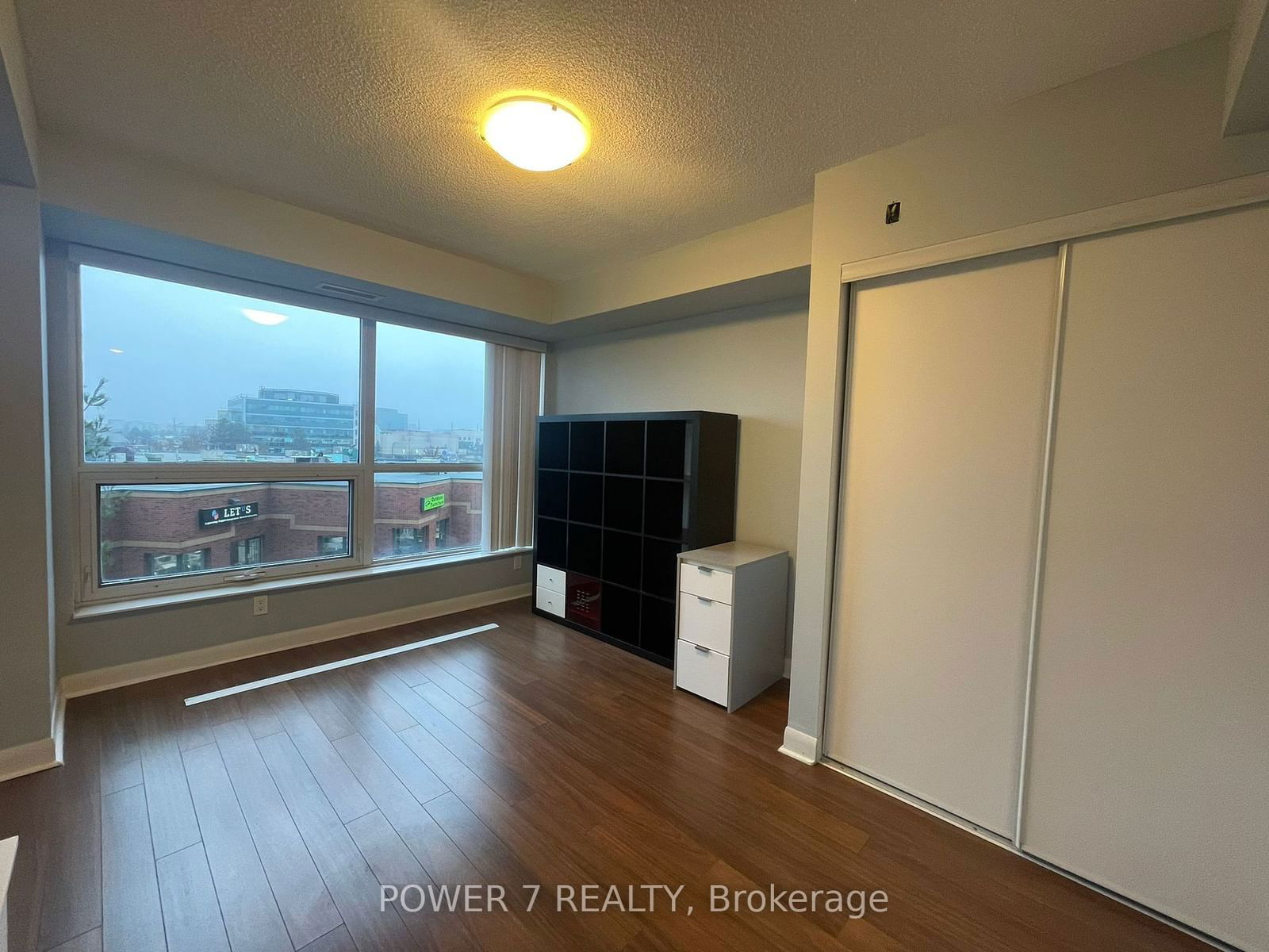 75 Norman Bethune Ave, unit 311 for rent