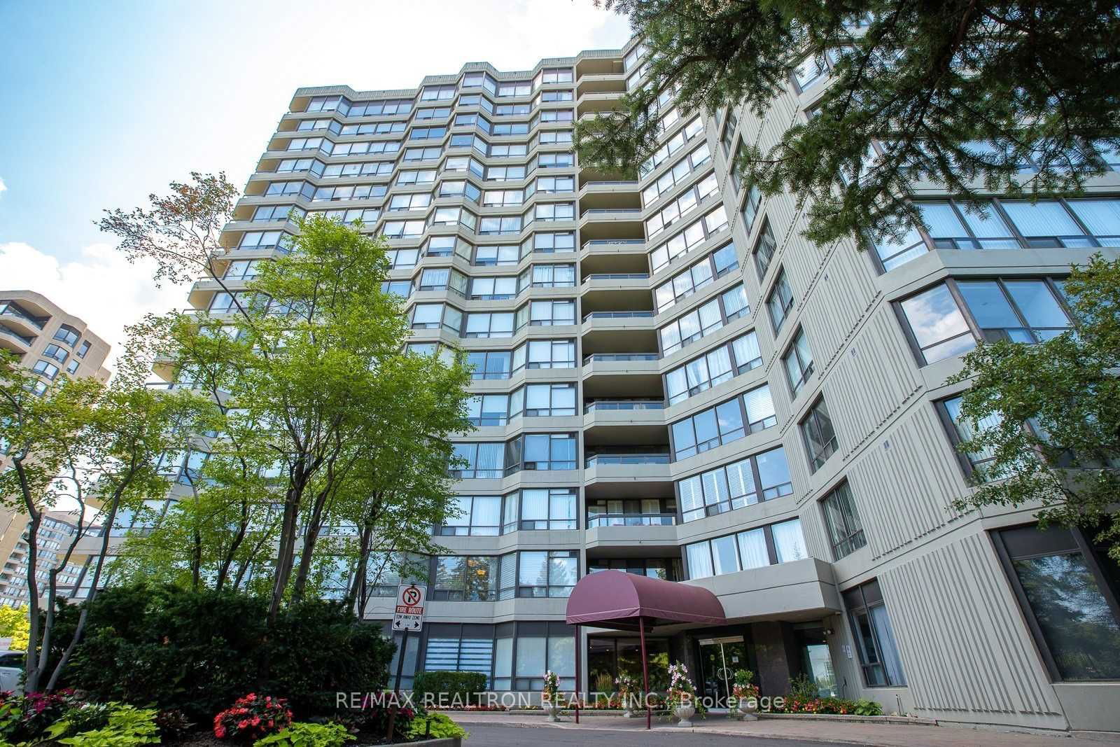 7460 Bathurst St, unit 1609 for rent