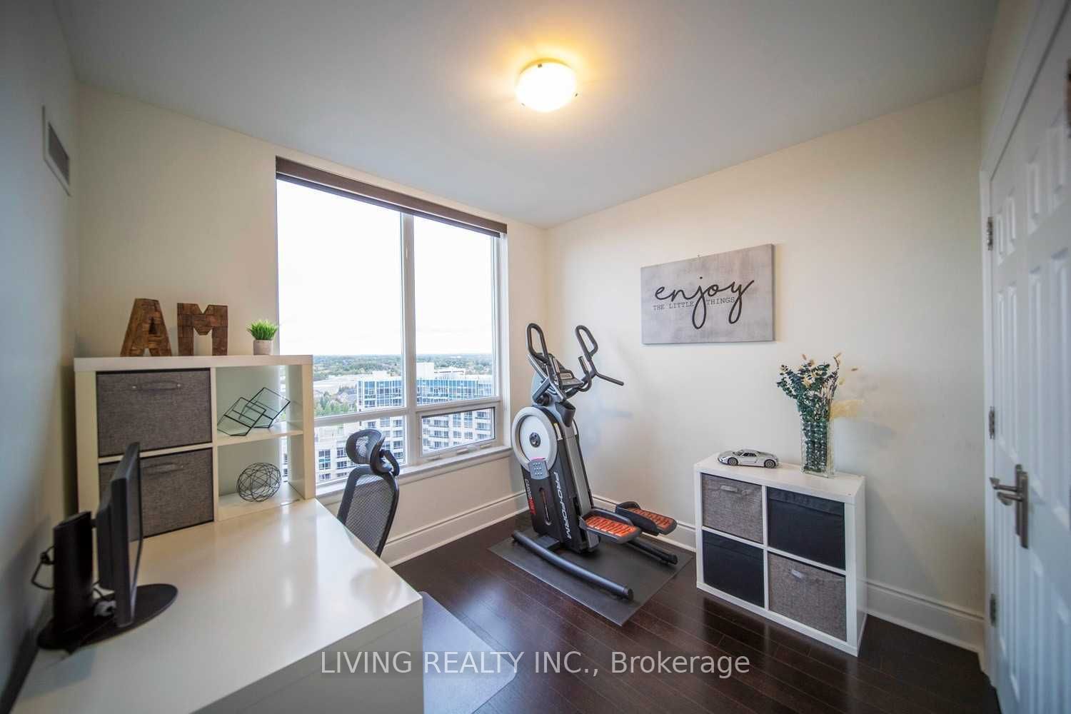 23 Cox Blvd, unit Ph86 for rent