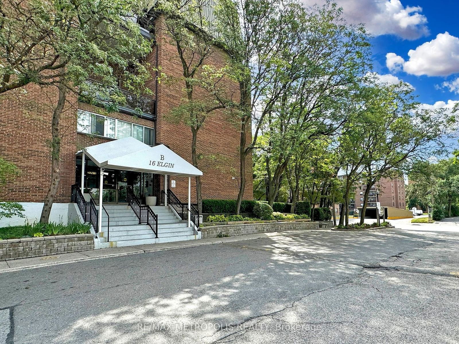 16B Elgin St, unit 357 for sale