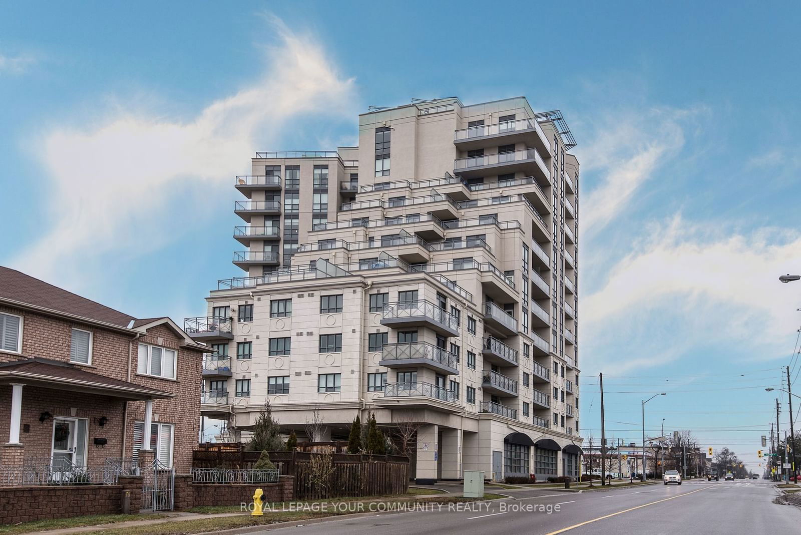 7730 Kipling Ave, unit 207 for sale