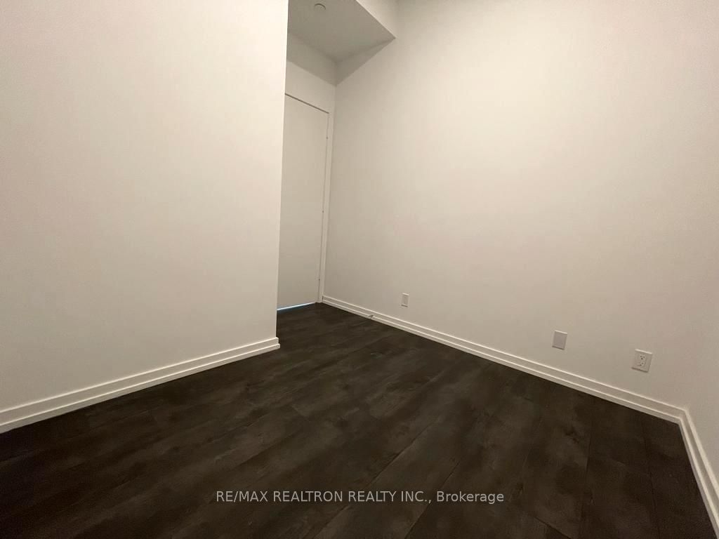 7890 Jane St, unit 2905 for rent