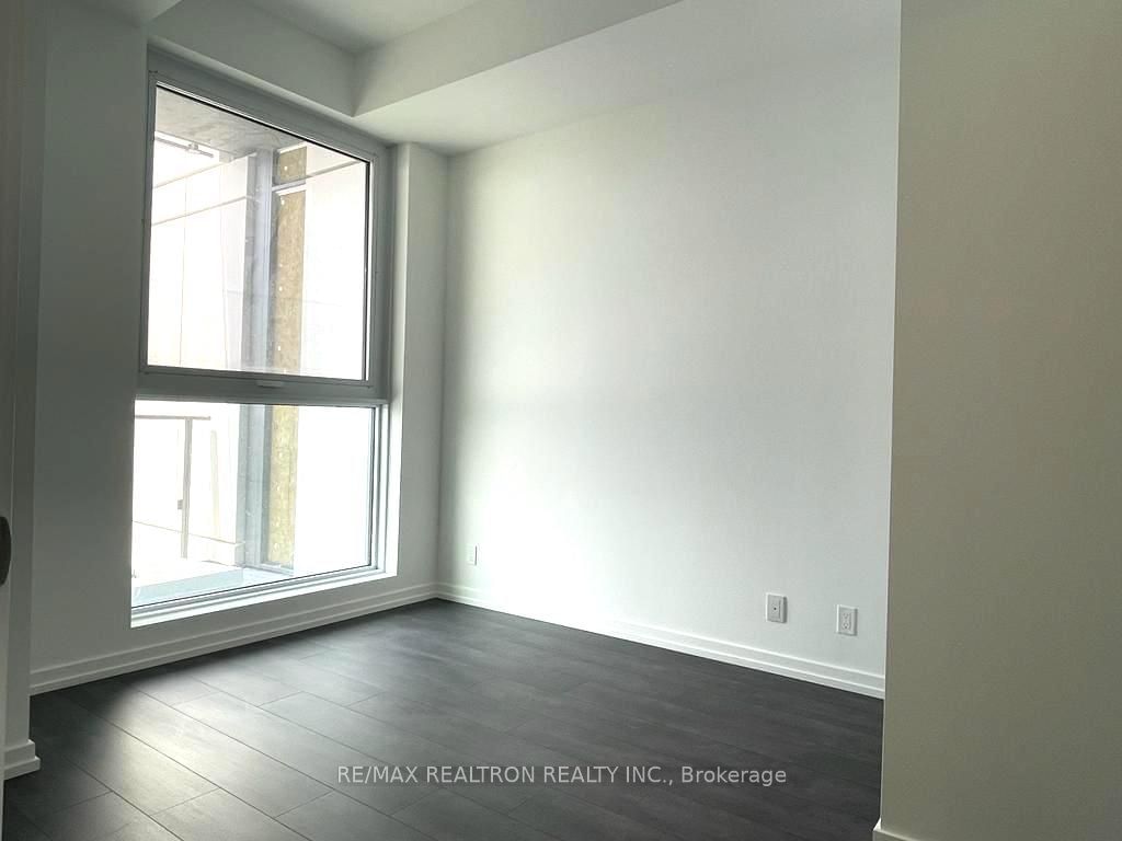 7890 Jane St, unit 2905 for rent