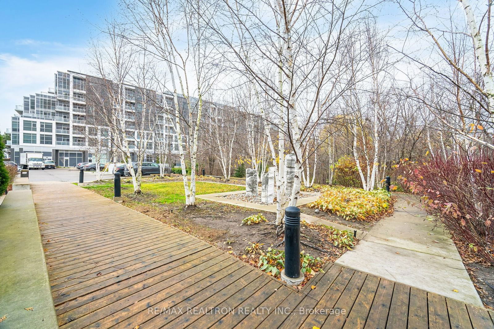 8763 Bayview Ave, unit 533 for sale