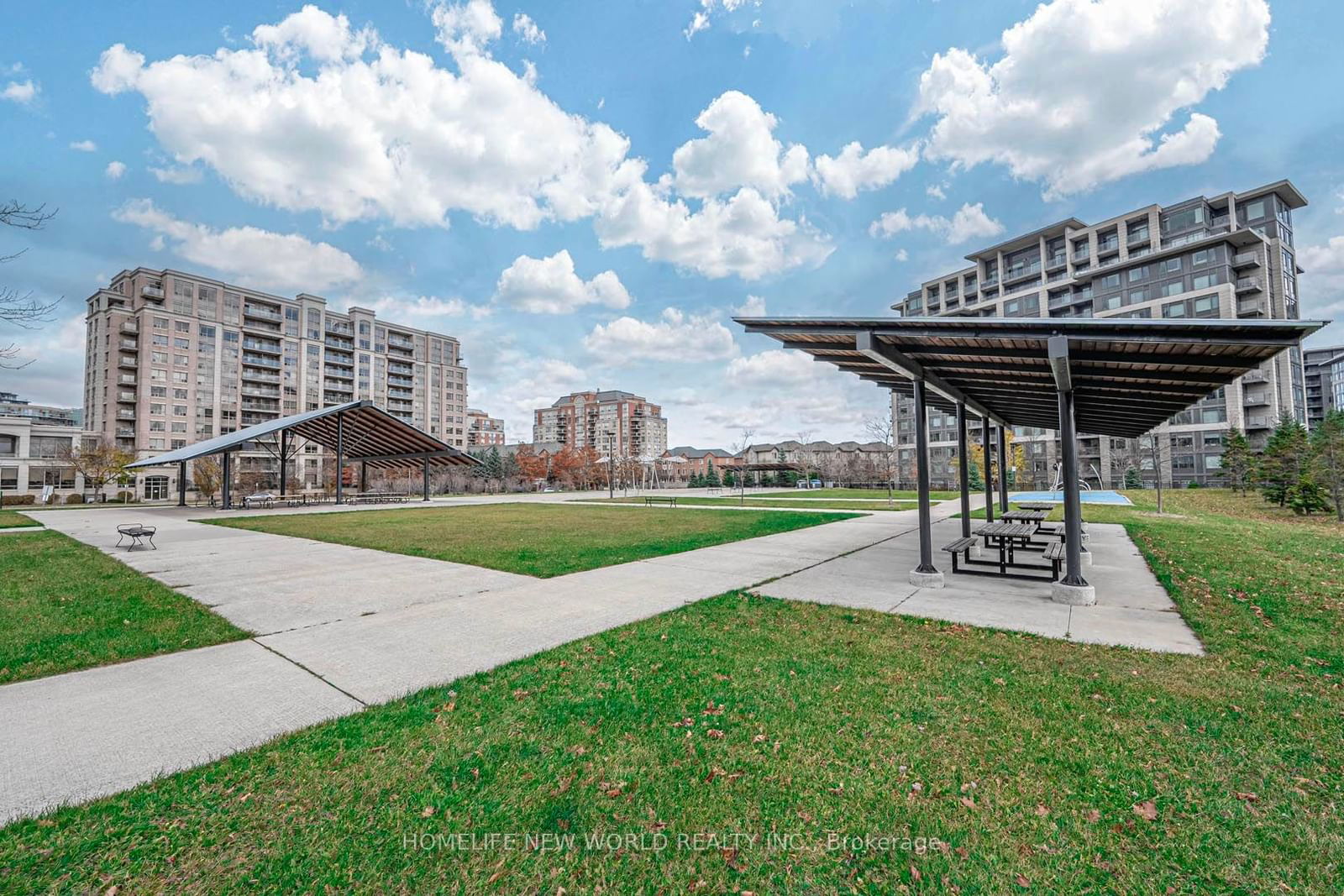 39 Galleria Pkwy, unit 105 for sale