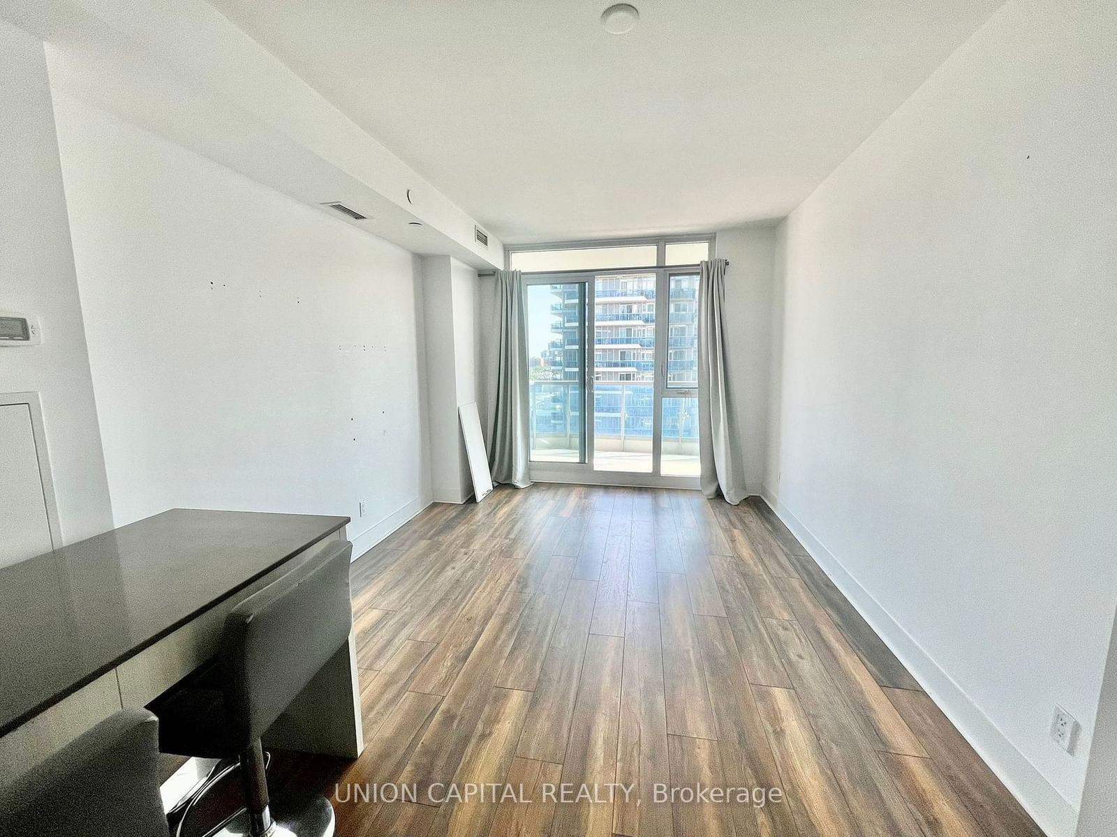 9471 YONGE St, unit 1201 for rent