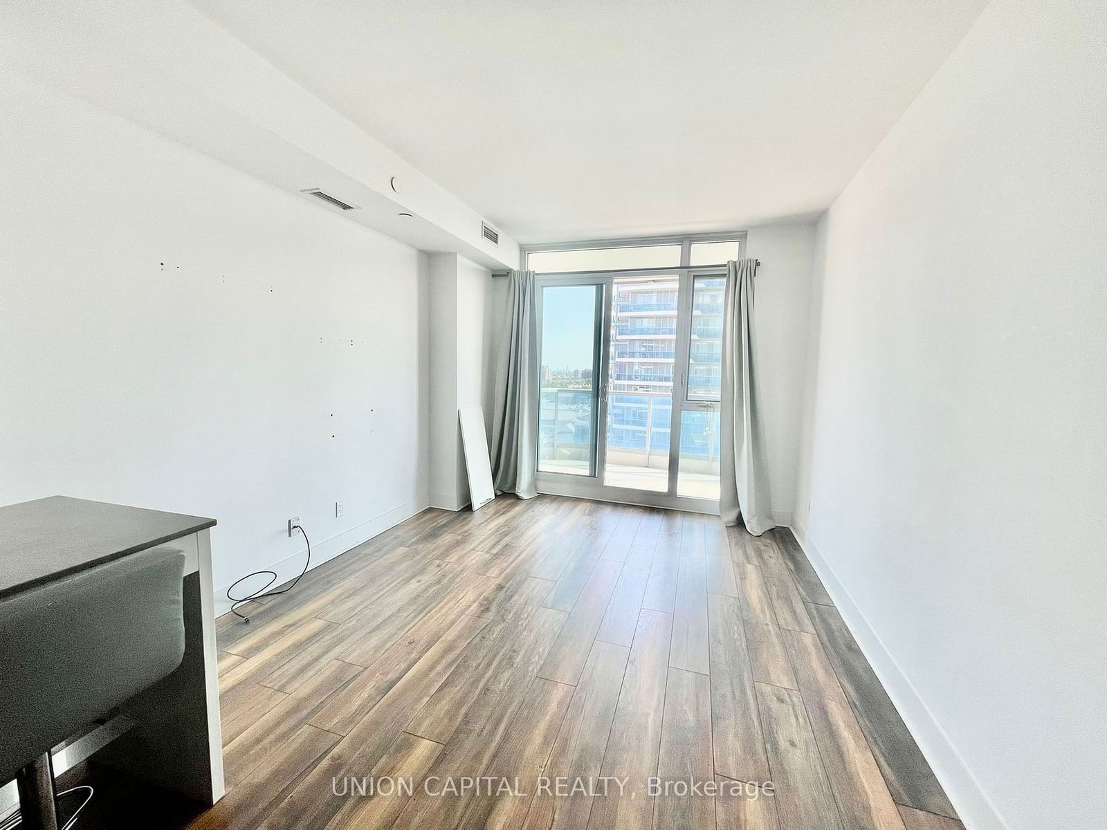 9471 YONGE St, unit 1201 for rent