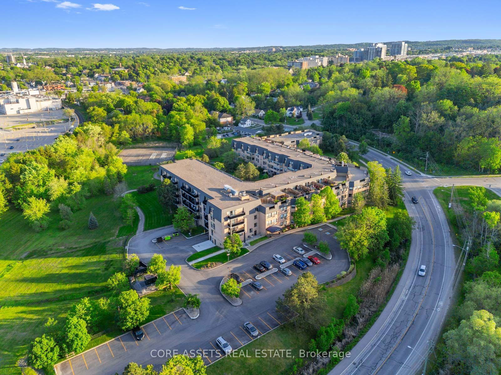 Heritage North Condos, Newmarket, Toronto