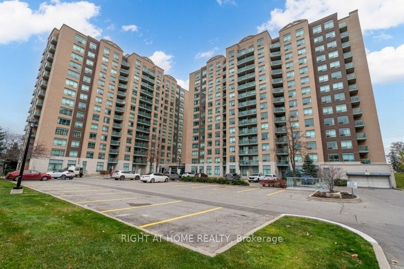 The Gates of Bayview IV Glen Condos, Richmond Hill, Toronto