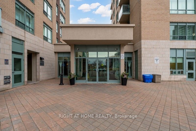 The Gates of Bayview IV Glen Condos, Richmond Hill, Toronto