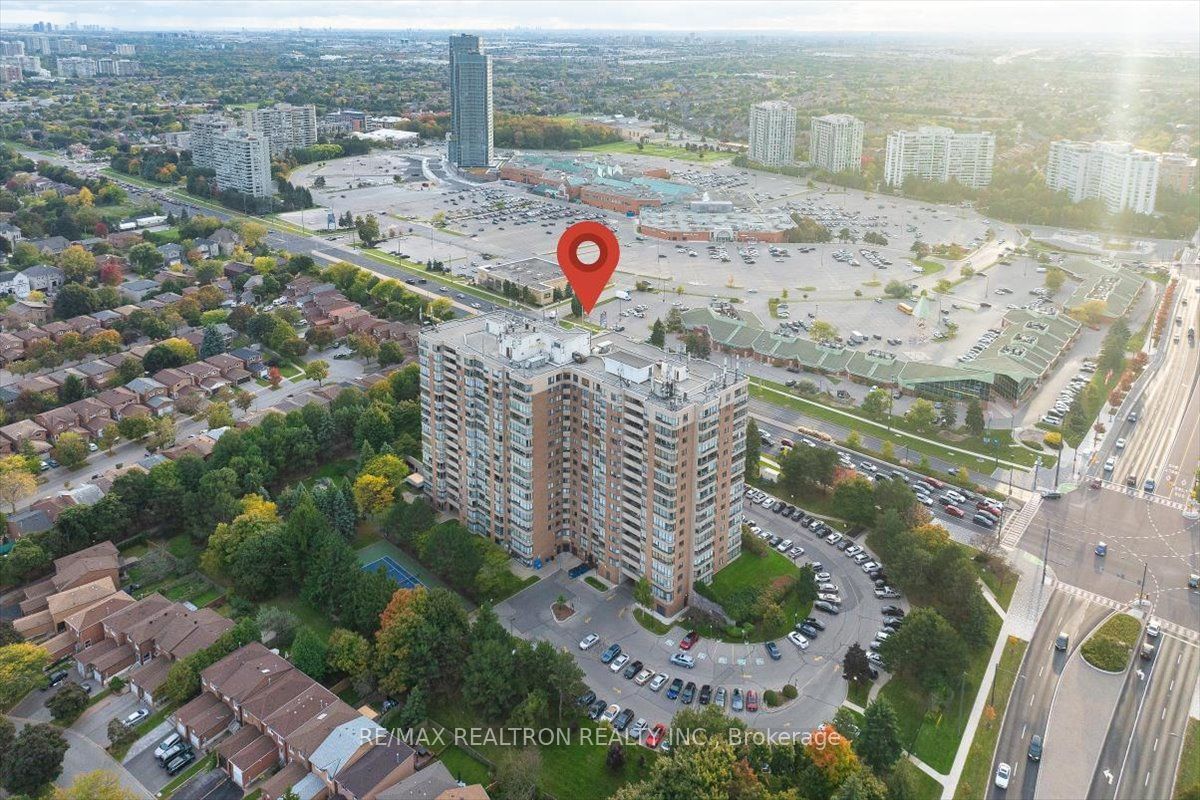 7601 Bathurst Condo, Vaughan, Toronto