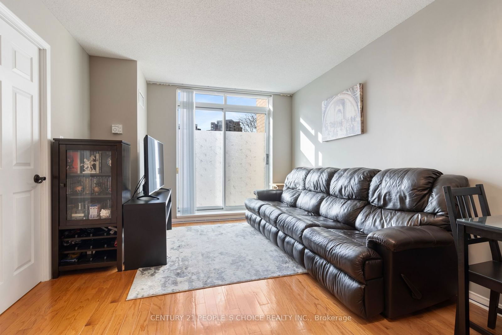 51 Baffin Crt, unit 110 for sale