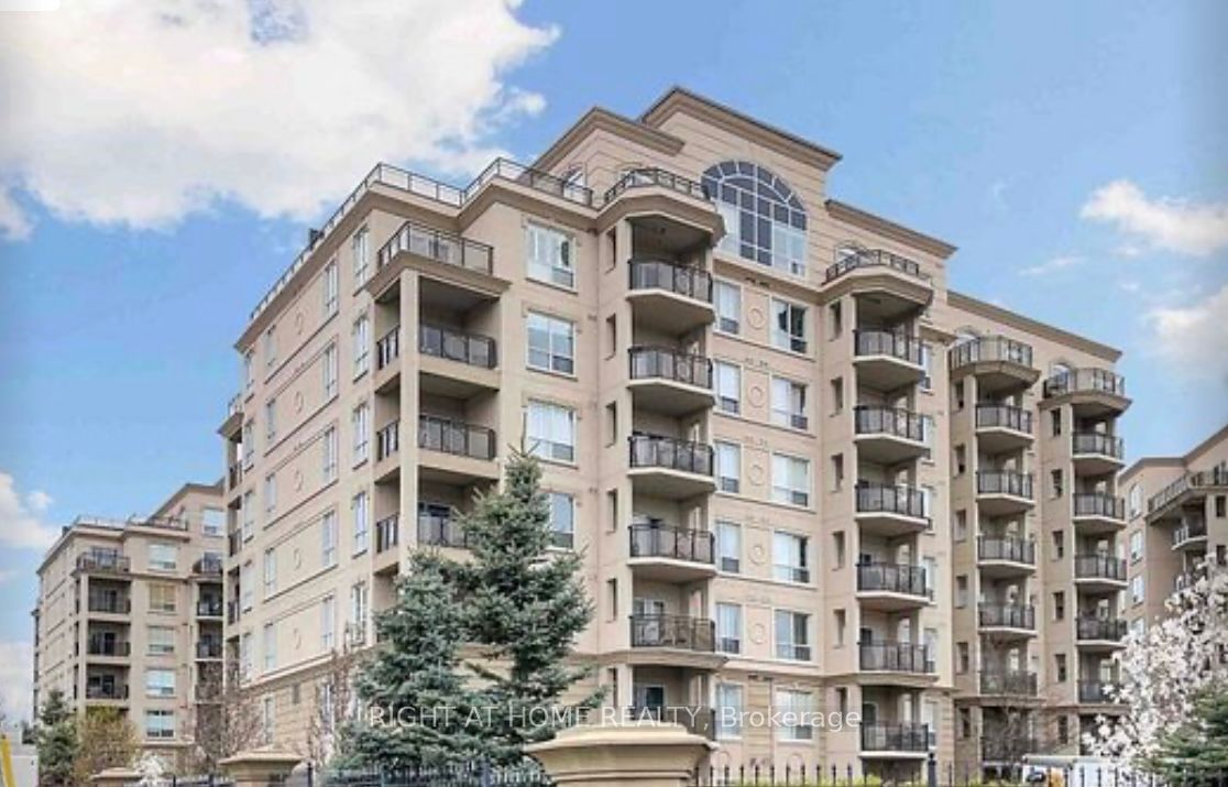 8 Maison Parc Crt, unit 118 for sale