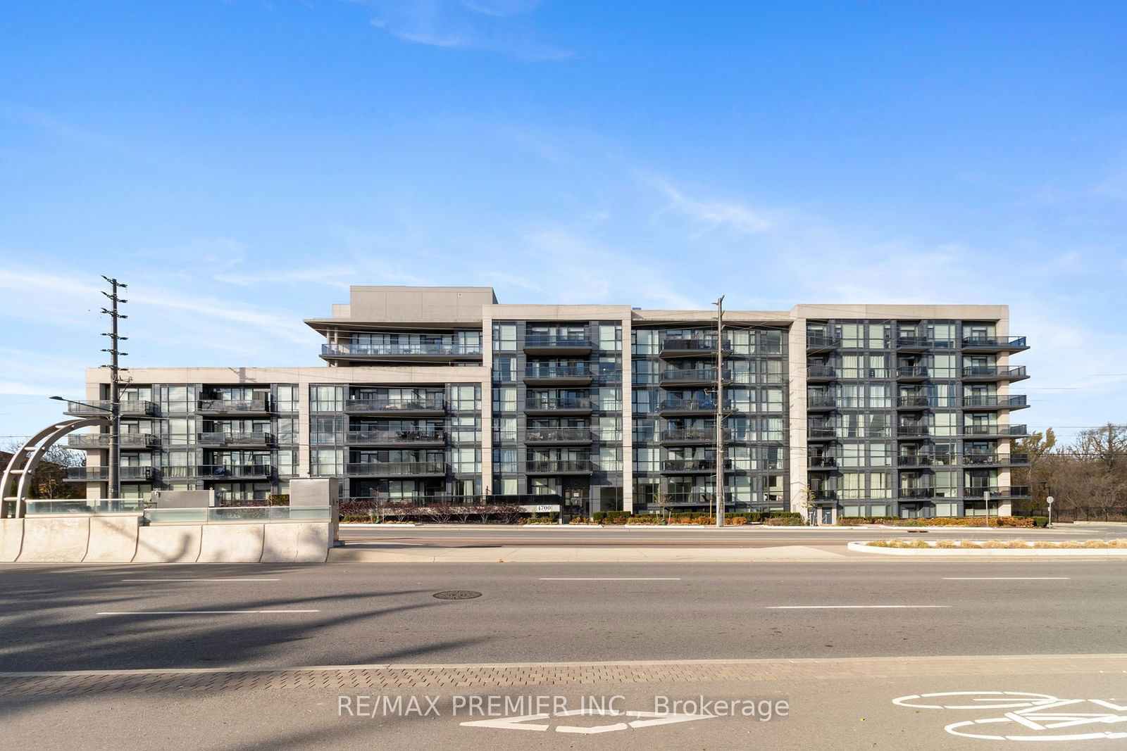 4700 Highway 7, unit 101 for sale