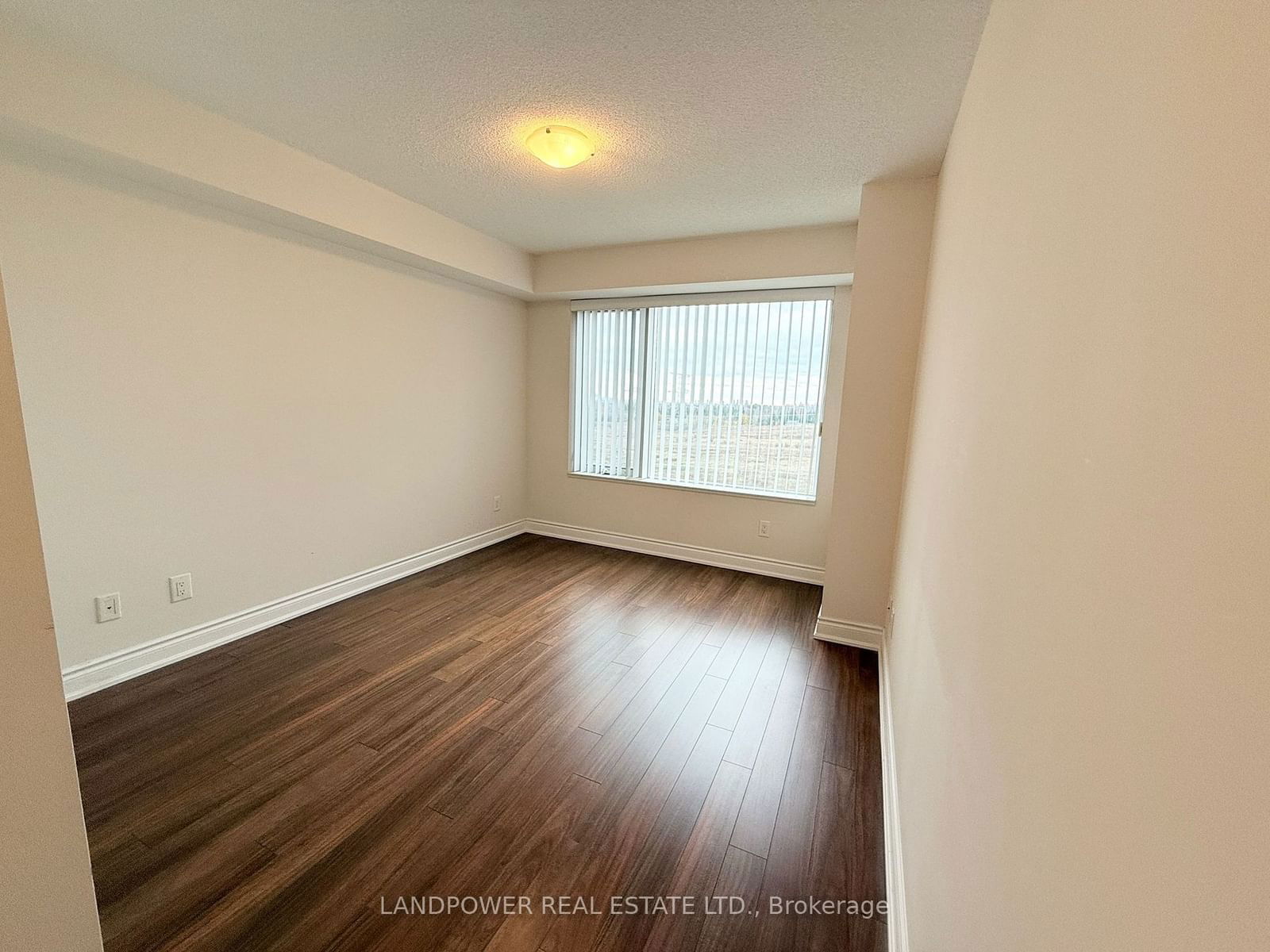 273 South Park Rd, unit 908 for rent