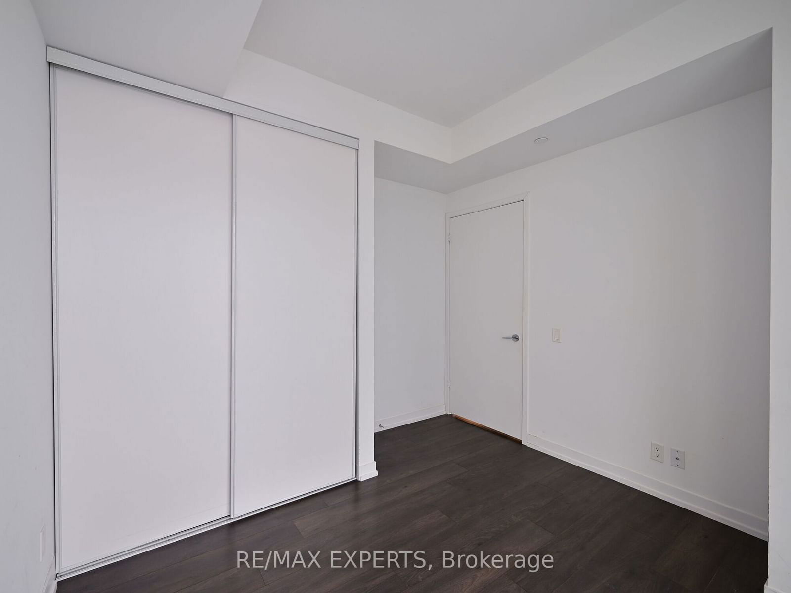 5 Buttermill Ave, unit 3011 for rent