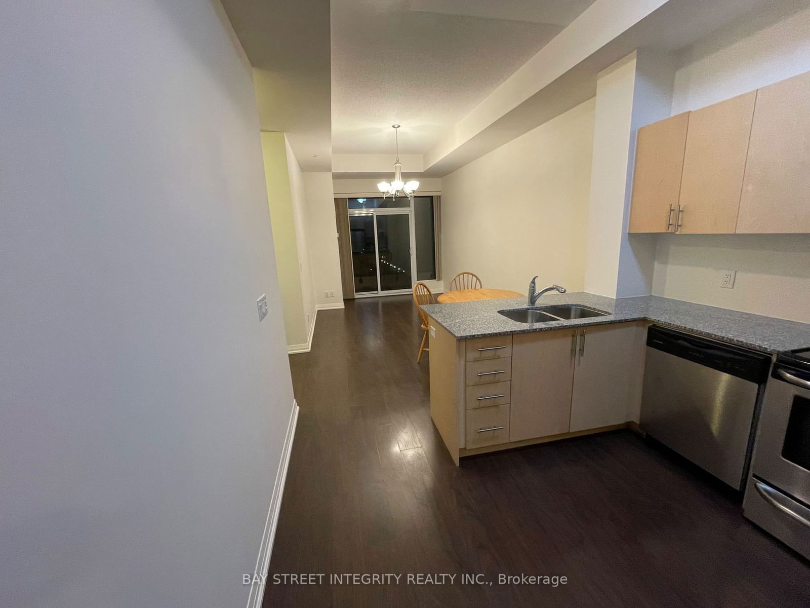 9500 Markham Rd, unit 605 for rent