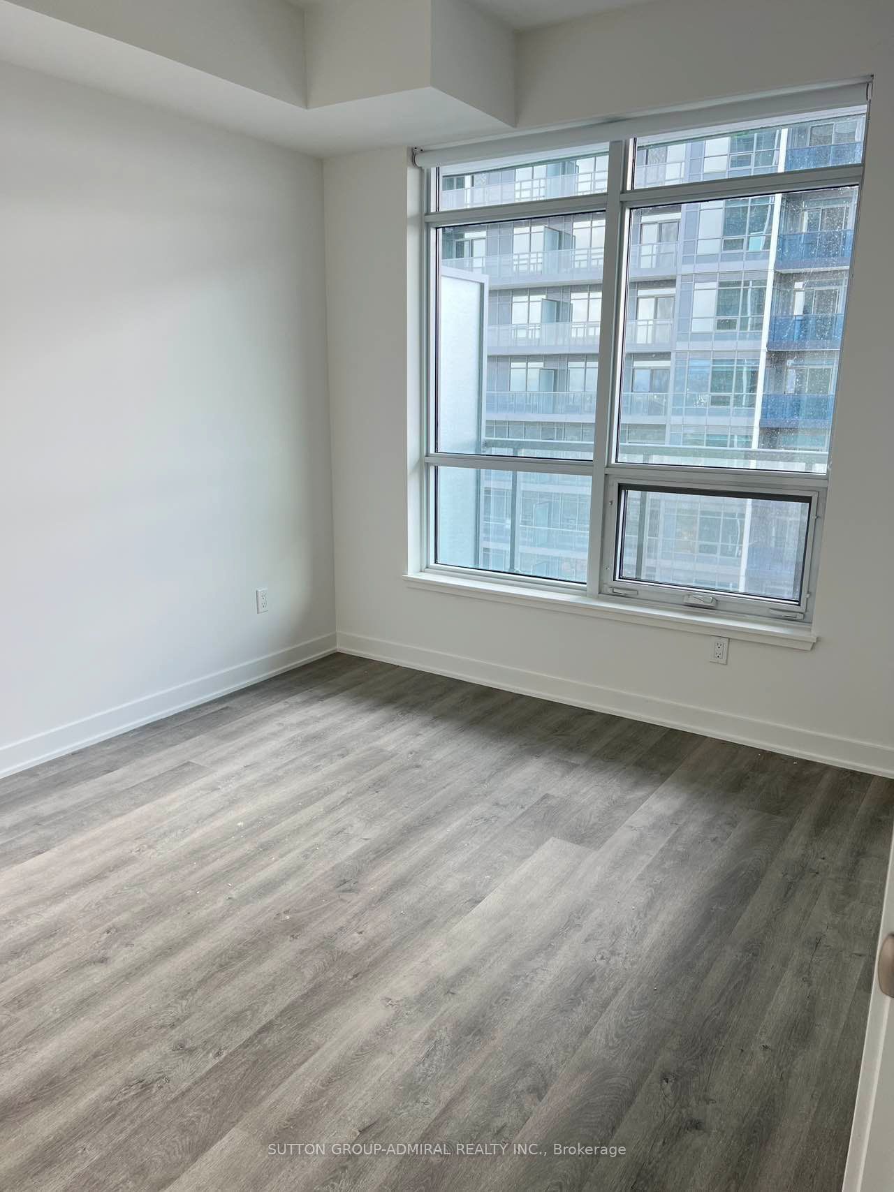 50 Upper Mall Way, unit 2604 for rent