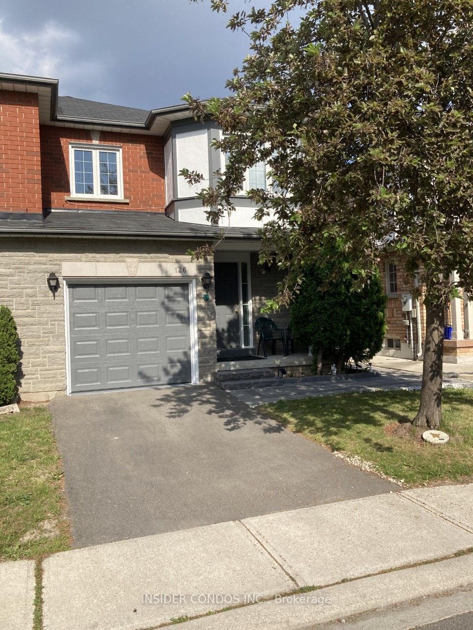 Pinedale Gate, Vaughan, Toronto