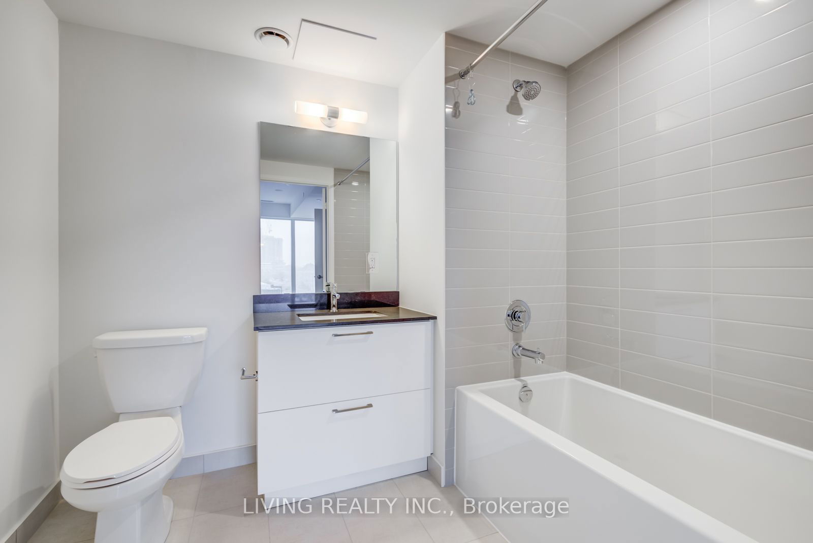 27 Bathurst St, unit 308W for rent