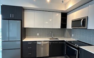 100 Eagle Rock Way, unit 820 for rent