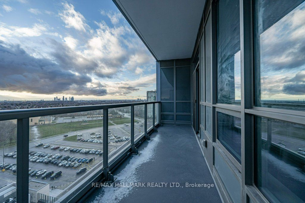 50 Upper Mall Way, unit B1104 for rent