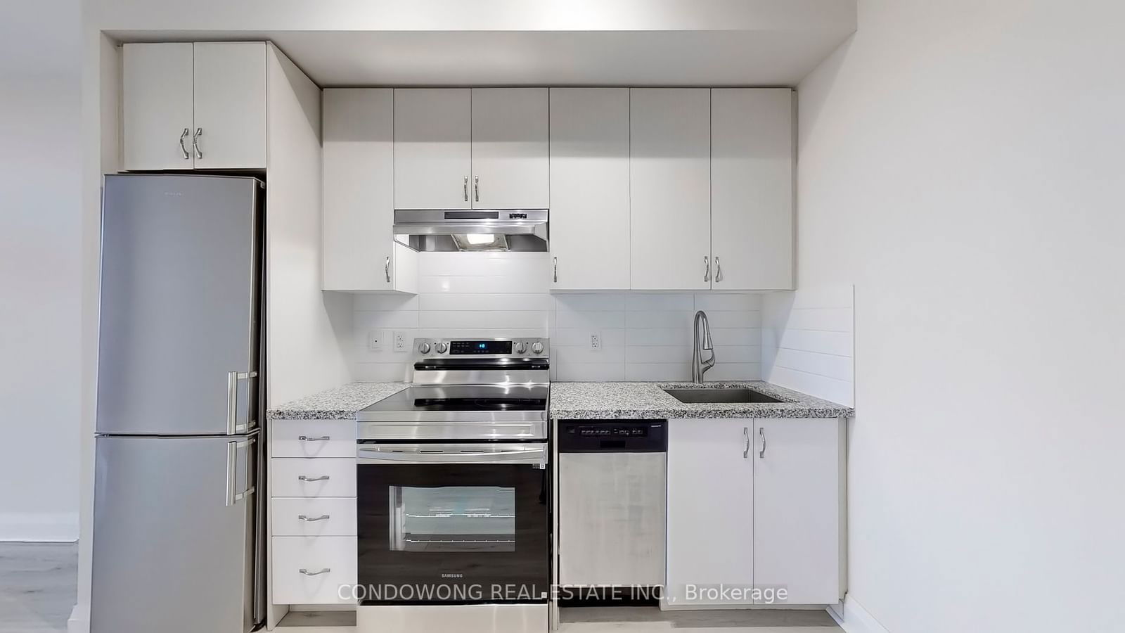 8763 Bayview Ave, unit 531 for sale