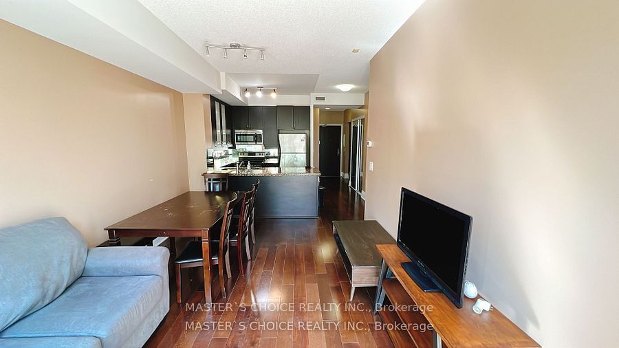 21 Upper Duke Cres, unit 310 for rent