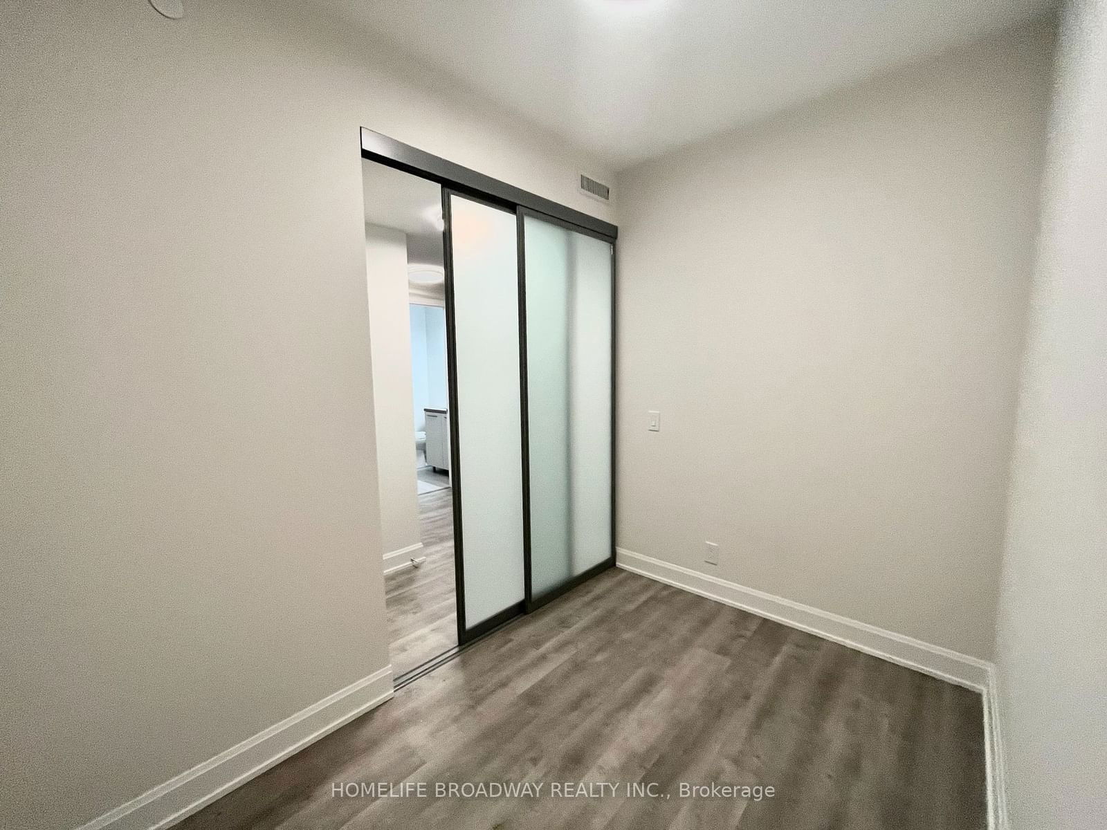 12 Gandhi Lane, unit 2803 for rent