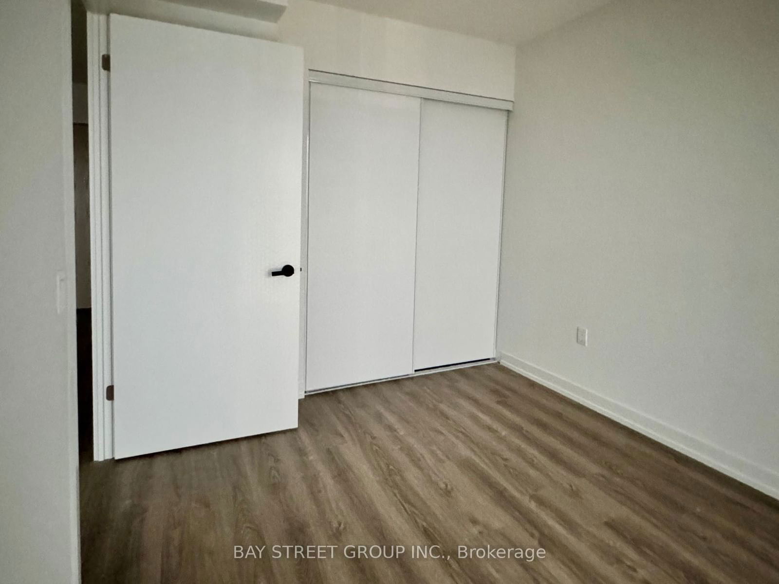 195 Commerce St, unit 705 for rent