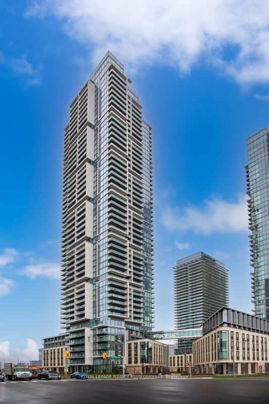 7890 Jane St, unit 3801 for rent