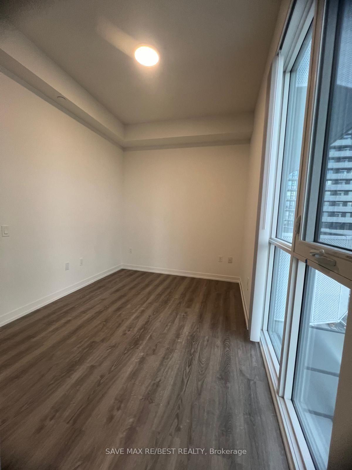 195 Commerce St, unit 803 for rent