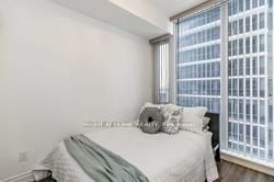 9600 yonge St N, unit 611 for rent