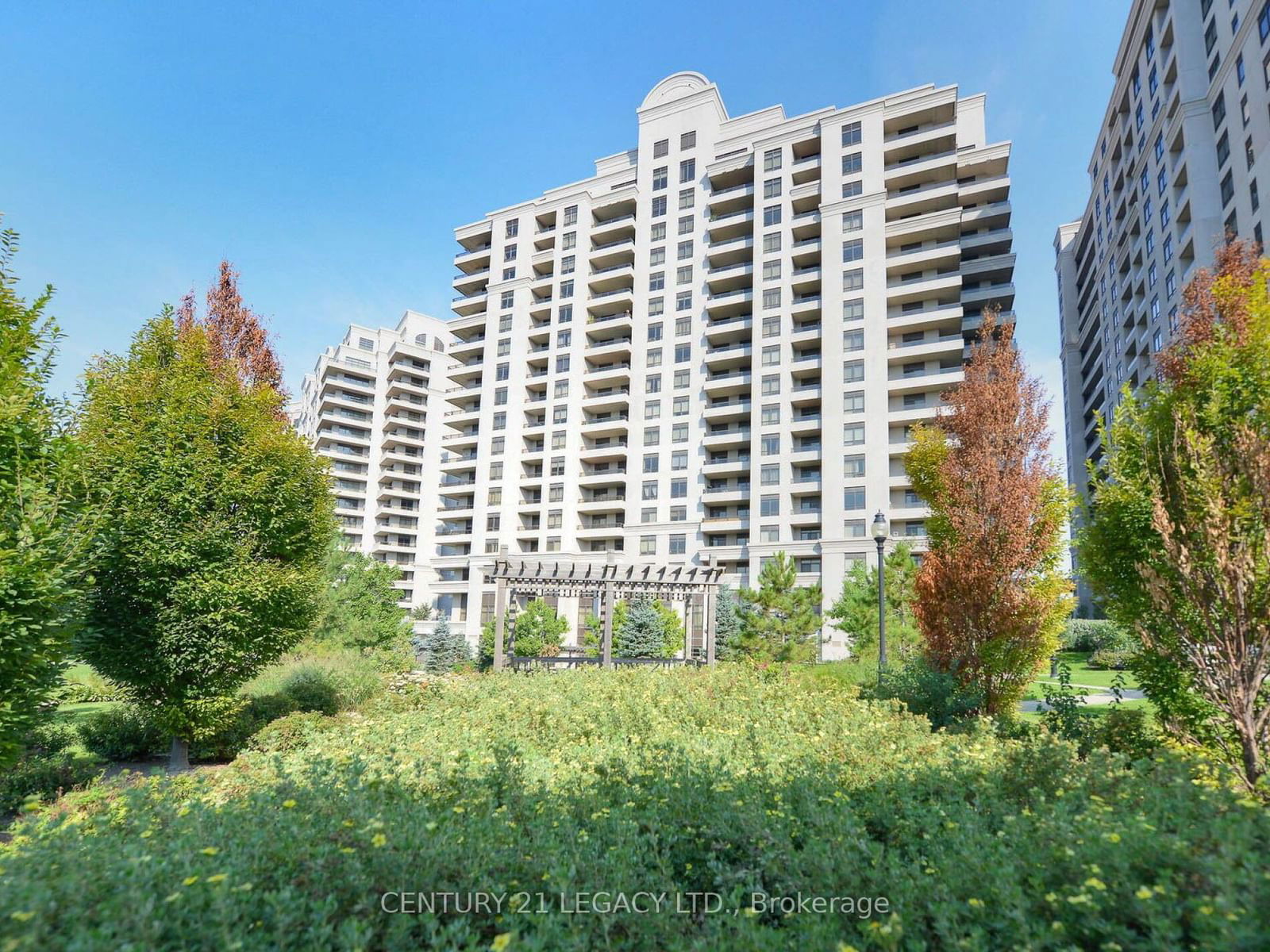 9245 Jane St, unit 1503 for sale