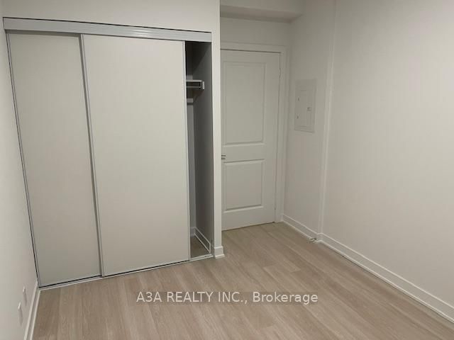 50 Upper Mall Way, unit 2401 for rent