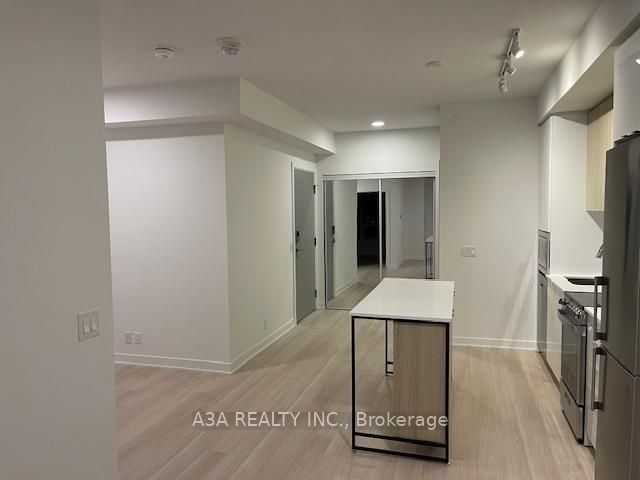 50 Upper Mall Way, unit 2401 for rent