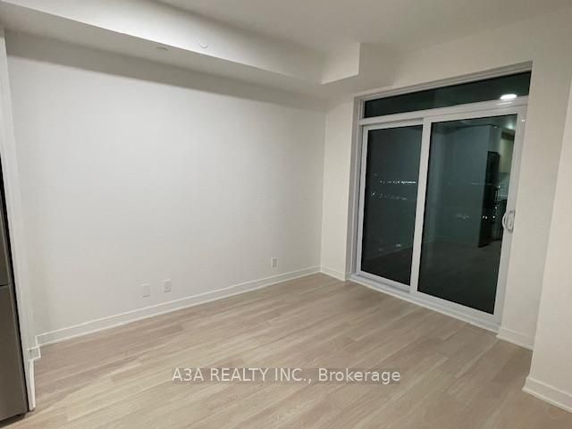 50 Upper Mall Way, unit 2401 for rent