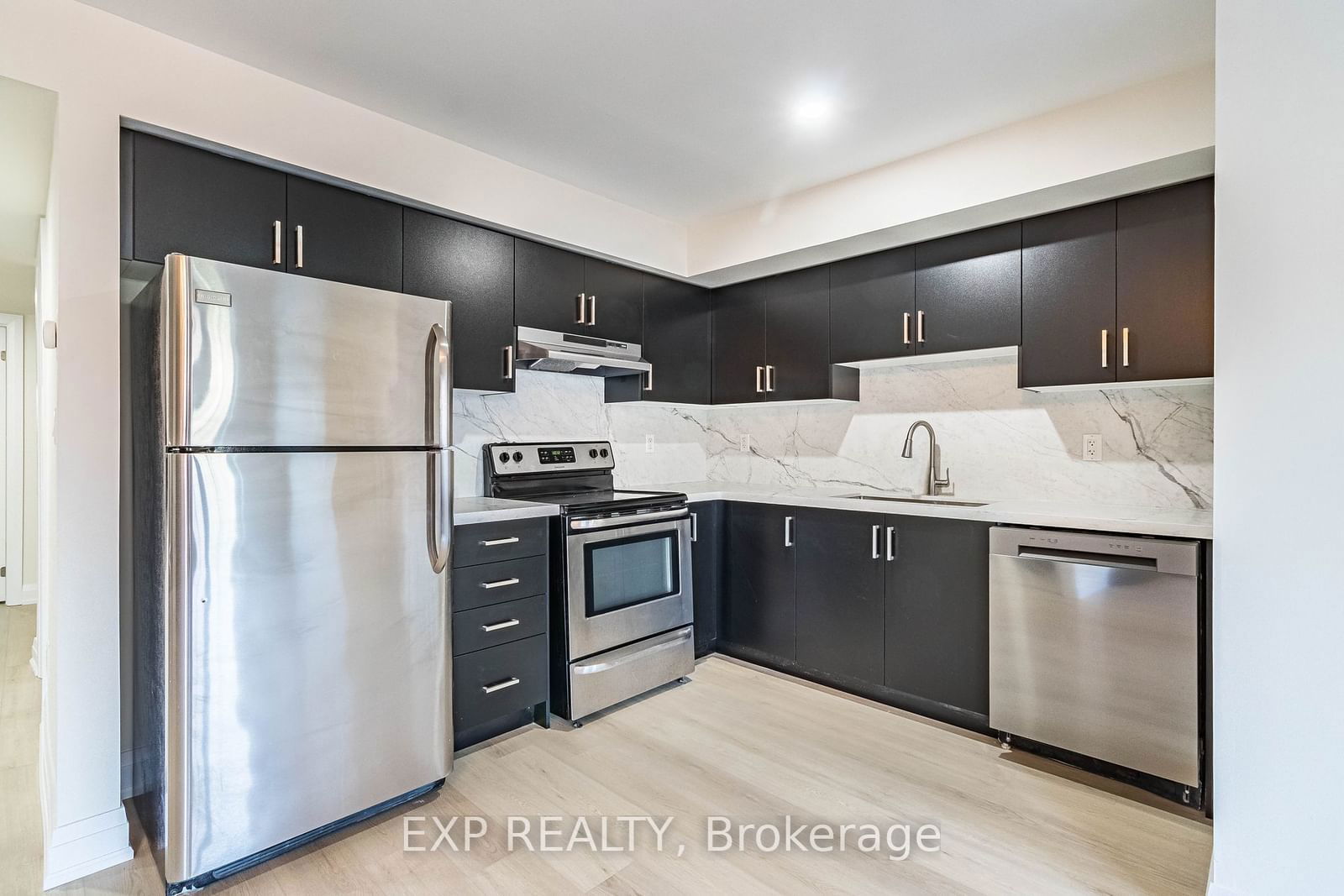 26 Bruce St, unit E02 for rent